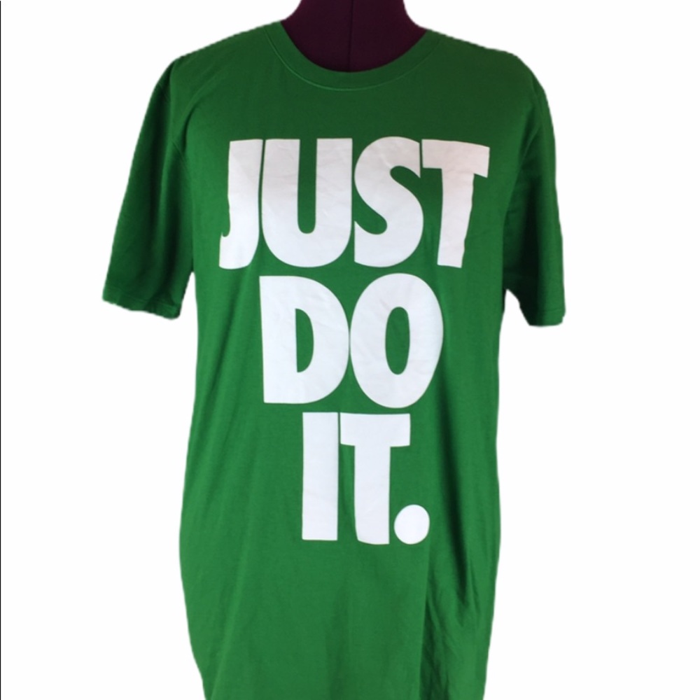 Nike Men’s Green “Just Do It” T-Shirt Size M